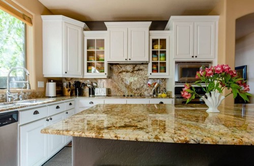 Tramonto House | Enjoy a family home away from home. Fire Pit,BBQ, views, trails, community pool!
