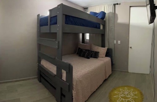 Lazaro Cardenas Apartment | Enjoyable 3-bedroom apartment in Ciudad Lázaro Cárdenas near the beach and Port.