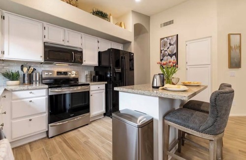 Chandler House | Enjoyable 3-bedroom house with AC in peaceful Chandler
