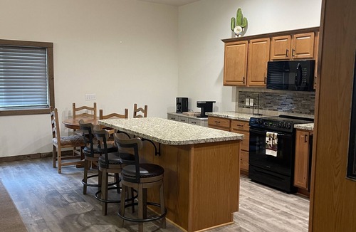 Foothills House | Entire Home- Yuma Foothills w/RV Hook ups