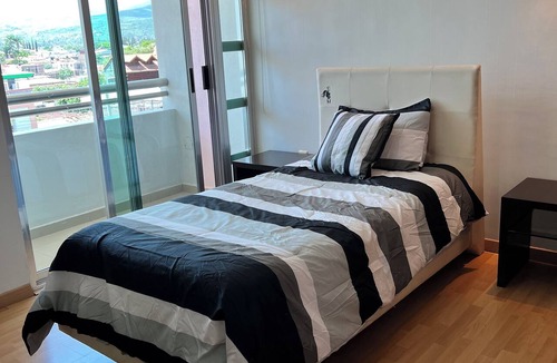 Camecuaro House | Entire Luxury House 4 Beds 3BR 3BTH