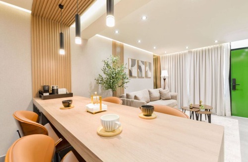 San Pedro Garza Garcia Apartment | Esmeralda Luxury Suite | Centrito Valle SPGG