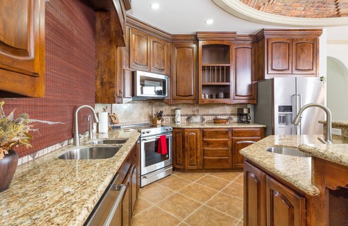 Sandy Beach Condo | Esmeralda Beach Resort 2 Bedrooms Condo B 502