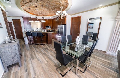 Sandy Beach Condo | Esmeralda Beach Resort 3 Bedrooms Condo B 703