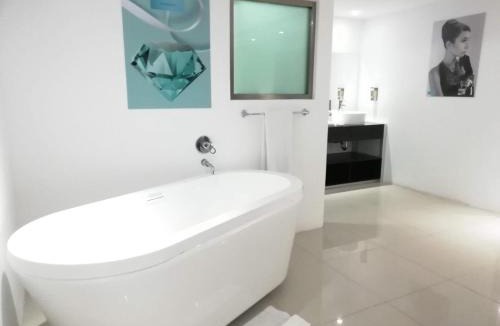 Punta Cancun Hotel | Essenzia de Cancun