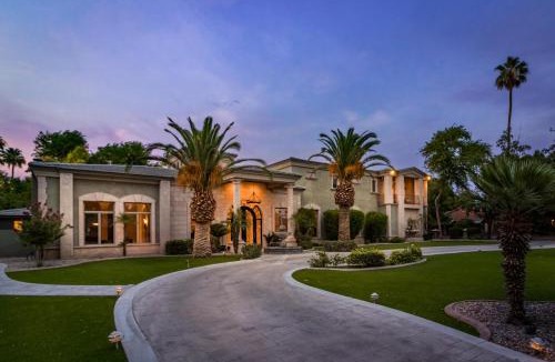 Camelback East House | Estate Elegance - 7 Bedrooms - Resort Style Backyard