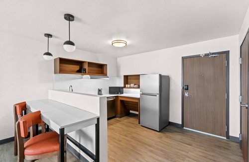 Chandler Hotel | Everhome Suites Chandler Phoenix Fashion Center