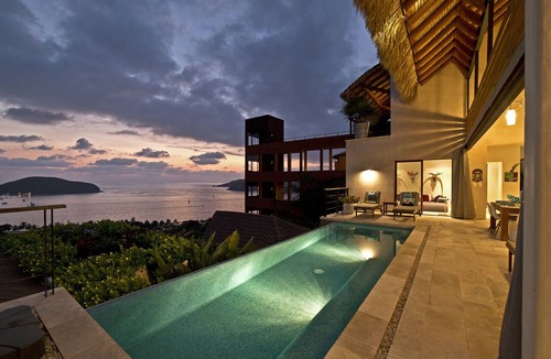 Zihuatanejo Condo | Exclusive 4 Bedroom/4 Bath View Penthouse In La Ropa, Zihuatanejo
