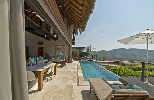 Zihuatanejo Condo | Exclusive 4 Bedroom/4 Bath View Penthouse In La Ropa, Zihuatanejo