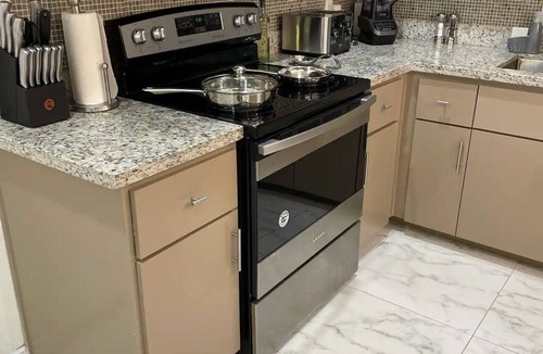 Edinburg Apartment | Exclusive Apartment with 3BR Edinburg, Texas