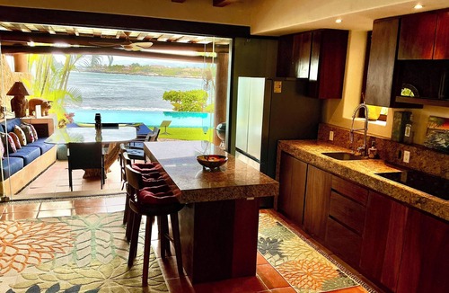 Troncones Condo | Exclusive Manzanillo Bay Residencias 1-bdrm, seaside condo in charming Troncones