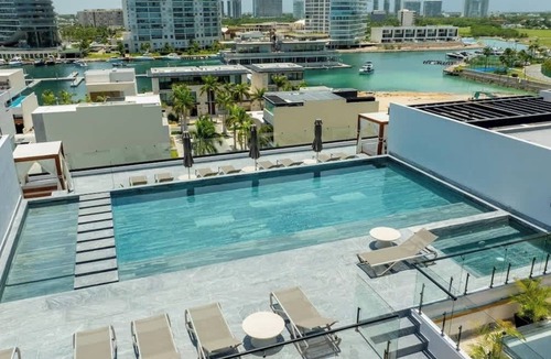 Zona Hotelera Apartment | Exclusive Penthouse - 4BR - Private Rooftop