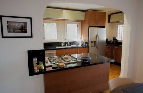 Venice House | Experience Authentic Venice Charm in a Classic Spanish Bungalow