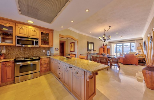El Medano Ejidal Villa | Experience Cabo Luxury: Book Your Escape - Villa La Estancia 1604
