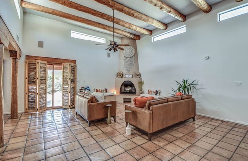 Casa Grande House | Experience desert serenity in this beautiful and secluded house in the heart of the Sonoran Desert. Perfect if you are looking for privacy, comfort, and contentment.