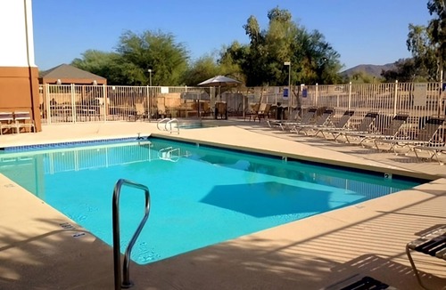 North Mountain Apartment | Experience Downtown Glendale in Comfort & Style! Pets Allowed Here!
