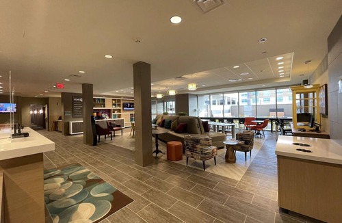 Phoenix Hotel | Experience Modern Hospitality! Minutes from Sky Harbon Airport, Free Breakfast