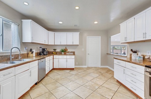 El Camino Village House | Exquisitely Crafted LA 4/2 Home in Gardena Close to Everything!