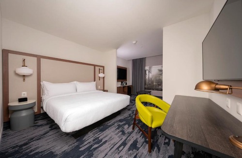 San Luis Potosi Hotel | Fairfield by Marriott Inn & Suites San Luis Potosi