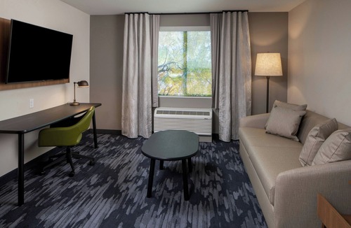 Surprise Hotel | Fairfield By Marriott Inn & Suites Surprise Prasada