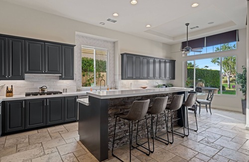La Quinta House | FALL FLASH SALE -Luxe Pool, Misters Firepit Lounge & Billiards