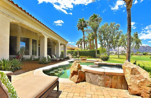 La Quinta House | FALL FLASH SALE -Luxe Pool, Misters Firepit Lounge & Billiards