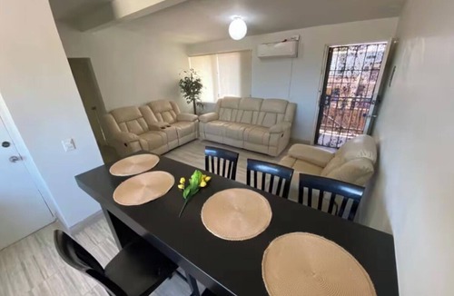 Machado Norte Apartment | Family Apartment & Free Parking!