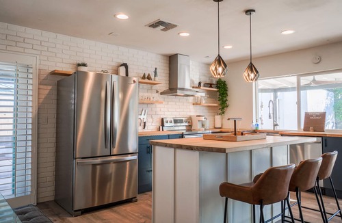 Paradise Valley Village House | Family & Dog Friendly, Quiet Home. PV+Scottsdale