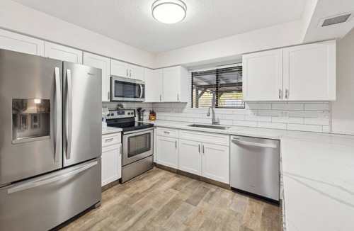 Cave Creek House | Family Friendly Desert Escape – 3BR with Games, Hot Tub & Outdoor Dining