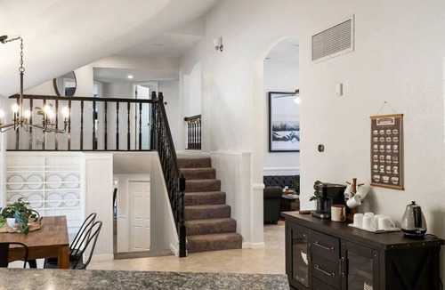 Candlelight Estates House | Family Friendly Home on Royal Palms Golf Course