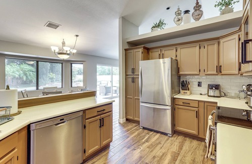 Avondale House | Family & Pet Friendly! Desert Oasis in Avondale