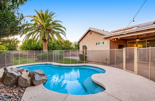 Paradise Valley Village House | Fantastic home with private heated pool, grill, Ping-Pong & enclosed backyard