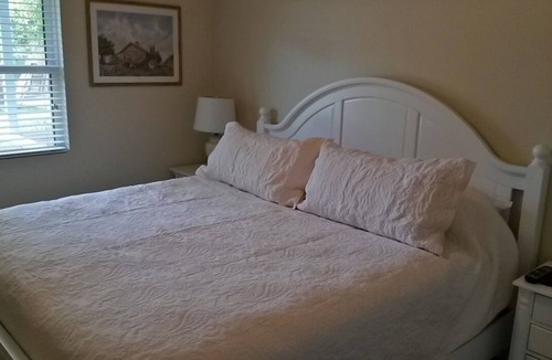 Blythe House | Farmstay near the Colorado River