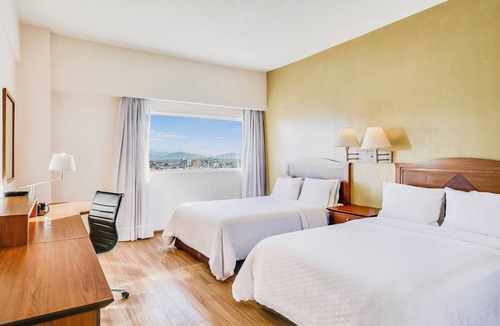 Torreon Hotel | Fiesta Inn Torreon Galerias