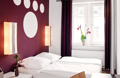 Bahnhofsviertel Hostel | Five Elements Hostel
