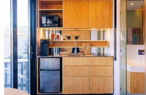 Morongo Valley House | Floating Container on Animal & Art Sanctuary Near Joshua Tree