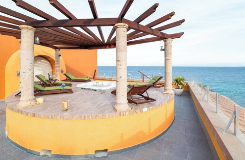 Los Barriles Condo | Four-Bedroom Penthouse at Villas de Cortez