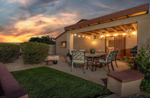 Tucson House | Freddy's (Cambridge 2)