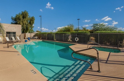 Palm Valley Hotel | FREE Breakfast at Red Lion Inn & Suites Goodyear Phoenix! Near Goodyear Ballpark