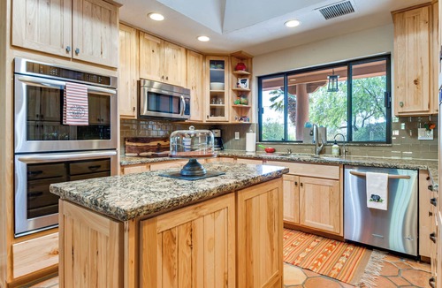 Cave Creek House | 'Full Circle Ranch' w/Mtn Views in Cave Creek!