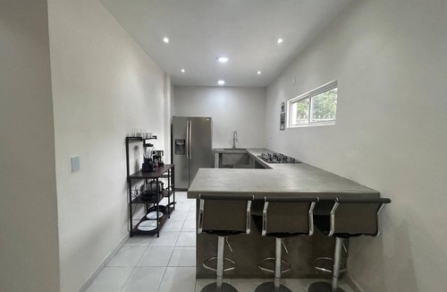 Guadalupe House | Full House Steps from BBVA Stadium
