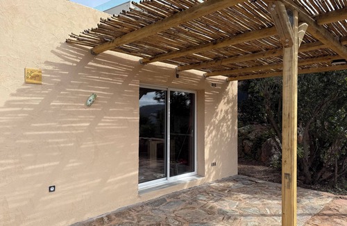 Santa Giulia Villa | Fully equipped Mini Villa with 34 m2 terrace and view of Santa-Giulia beach