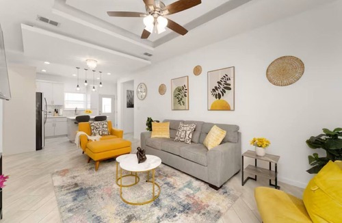 Edinburg Apartment | Furnished 2BR/2BA Monthly Gated Free Parking + Workspace Near Hospitals