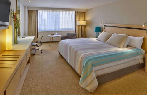 Zona Rosa Hotel | Galeria Plaza Reforma - Brisas Business Club