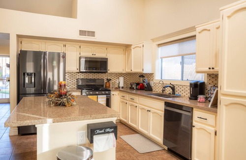 Yuma House | Game Room/Pool Cozy Home in Yuma