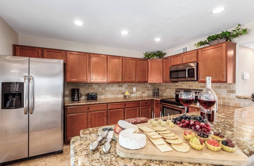 Scottsdale Estates Seven Cottage | Games Galore - Old Town Scottsdale - Pool - Mini Golf & More!