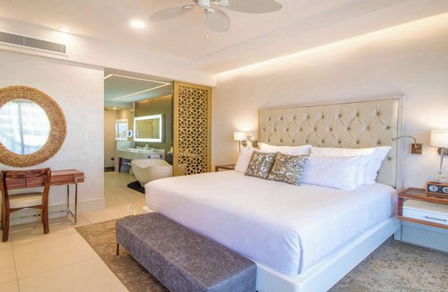 El Tezal Hotel | Garza Blanca Los Cabos 3-Bedroom 2 King, 2 Queens, Gourmet Kitchen, 3.5 Bath