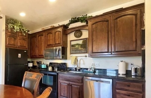 Granite Mountain Ranch House | Gated Estate - Full private kitchen and TV room, 1 bed, 1 bath, private entrance