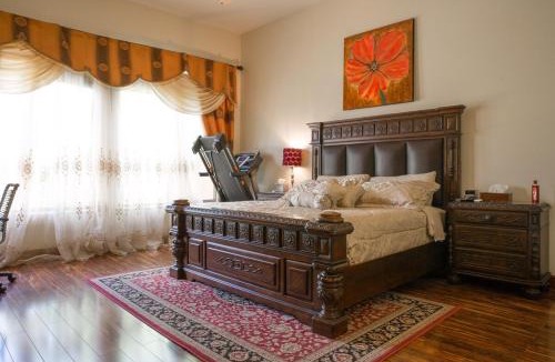 Talon Retreat House | Gated Grayhawk 2 Suites Near TPC and WestWorld, Luxury-Two full Master-Best Location