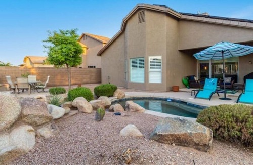 Boulder Mountain Highlands House | Gated Mountain View Cottage